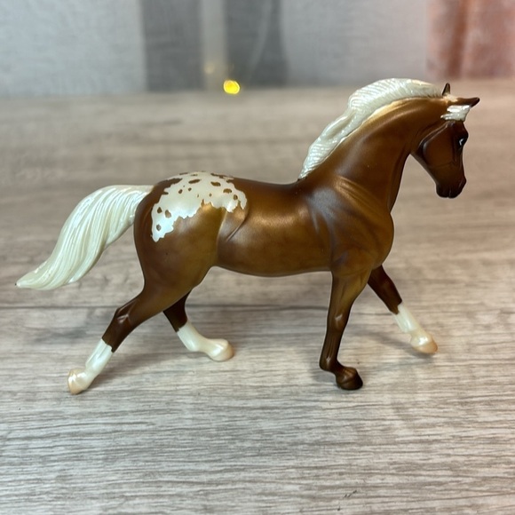 Breyer 2009 Parade of Breeds Stablemates - Picture 6 of 14